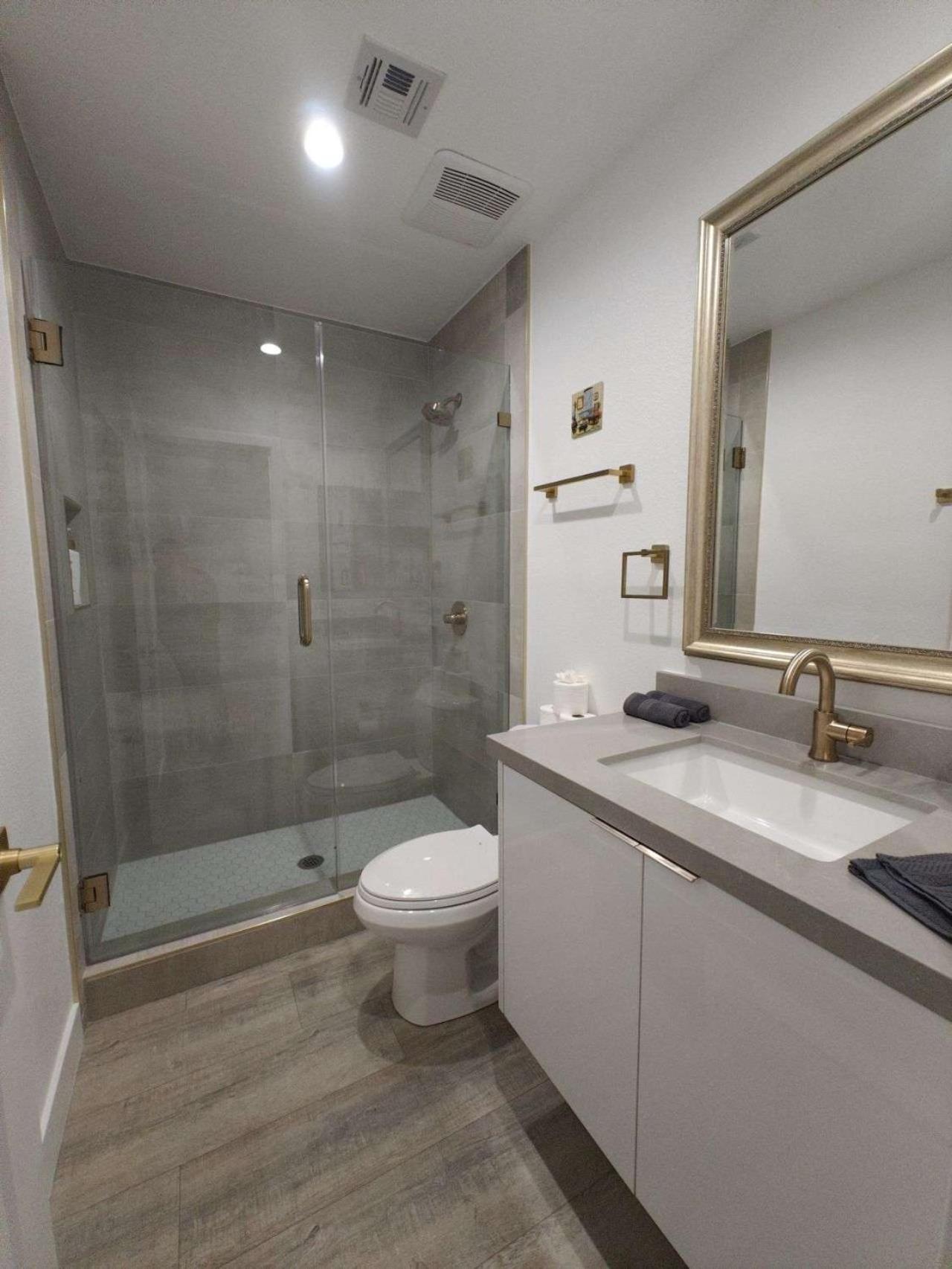 The Strip Is Just Around The Corner! Newly Renovated Luxury Modern Minimalist Villa With Large Pool! Лас-Вегас Экстерьер фото